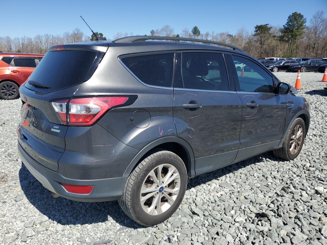 2017 FORD ESCAPE SE - Фото 3