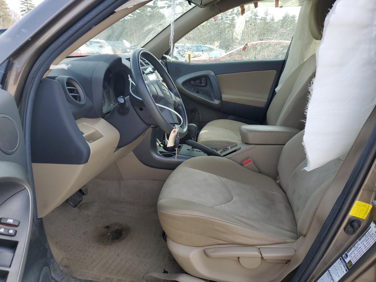 2011 TOYOTA RAV4 - Image 7
