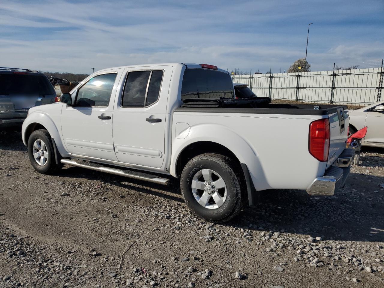 2012 NISSAN FRONTIER S - Фото 2