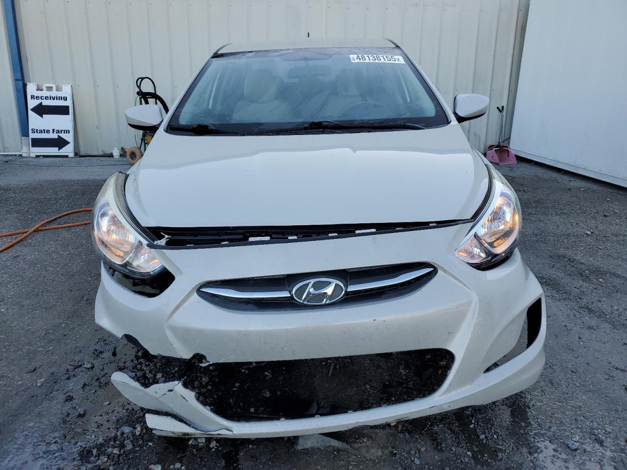 2015 HYUNDAI ACCENT GLS - Фото 5