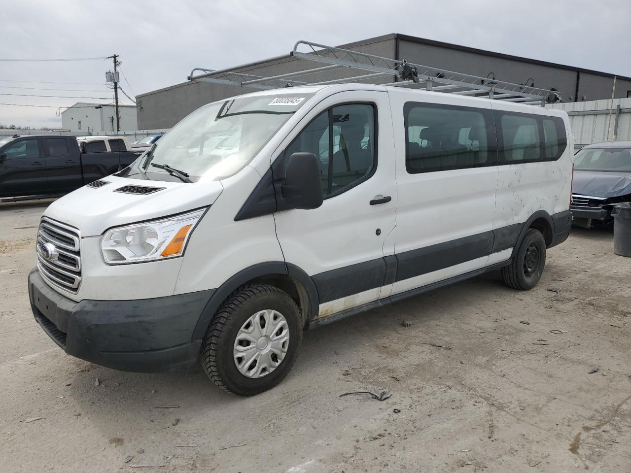 2017 FORD TRANSIT T-