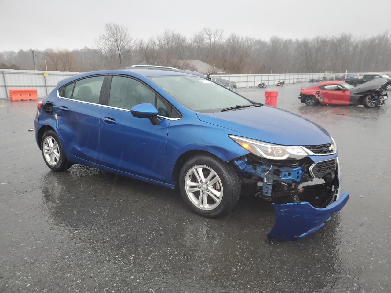 2017 CHEVROLET CRUZE LT - Image 4