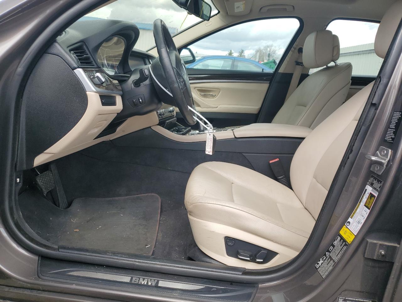 2013 BMW 528 XI - Image 7