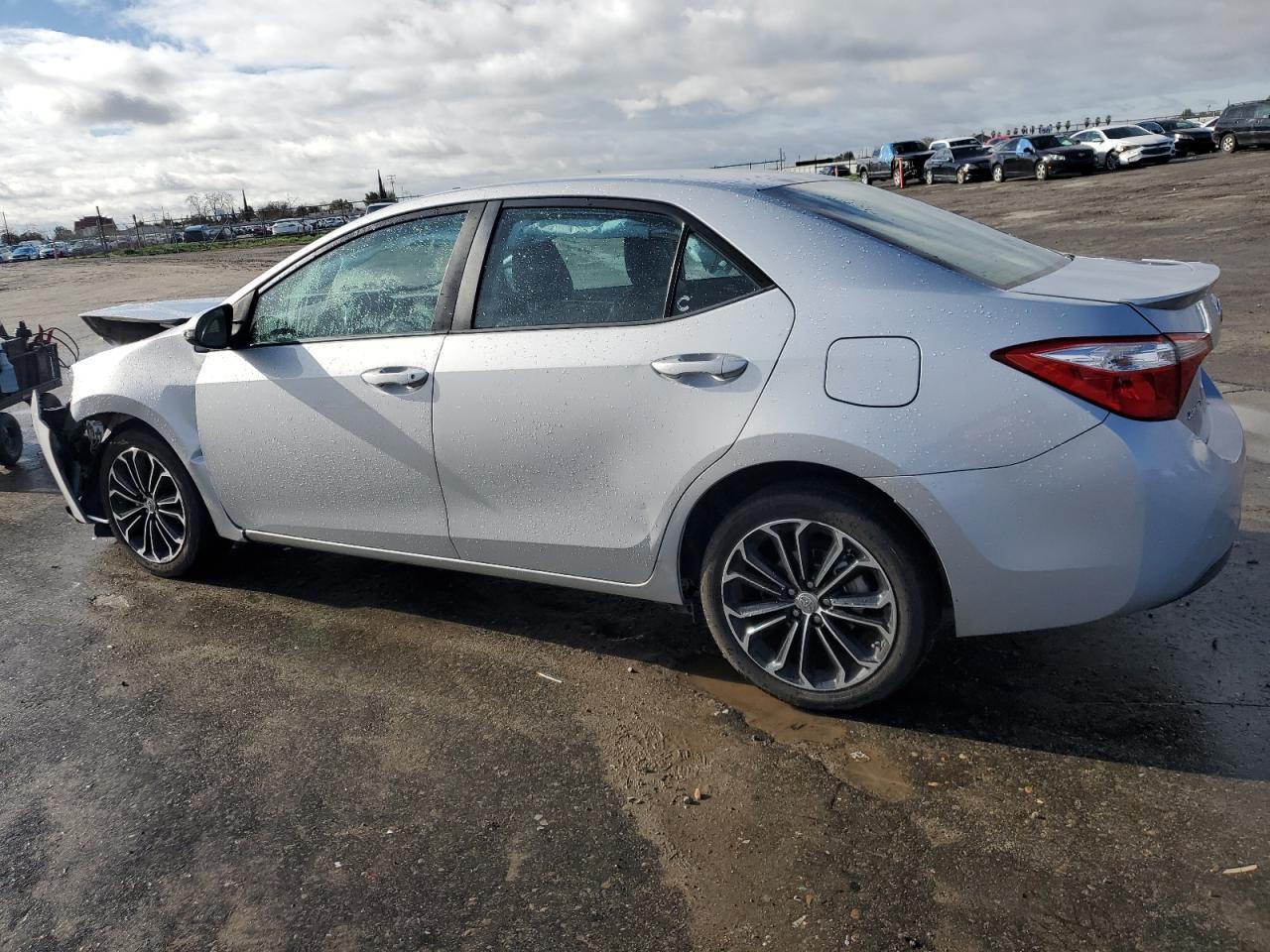 2015 TOYOTA COROLLA L - Фото 2