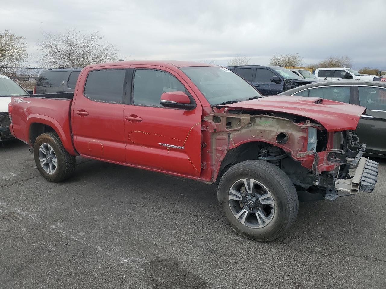 2019 TOYOTA TACOMA DOU - Фото 4