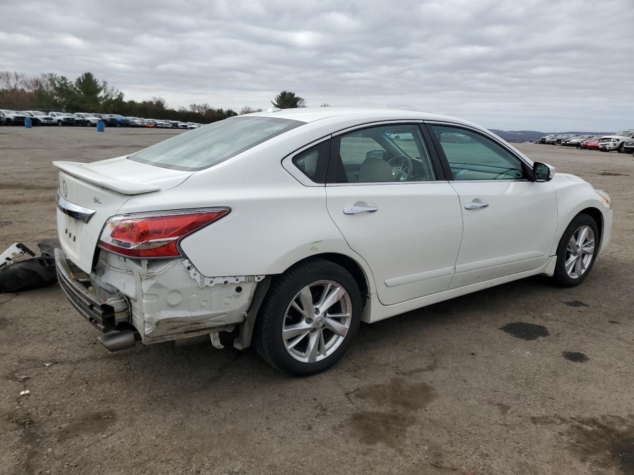 2015 NISSAN ALTIMA 2.5 - Фото 3