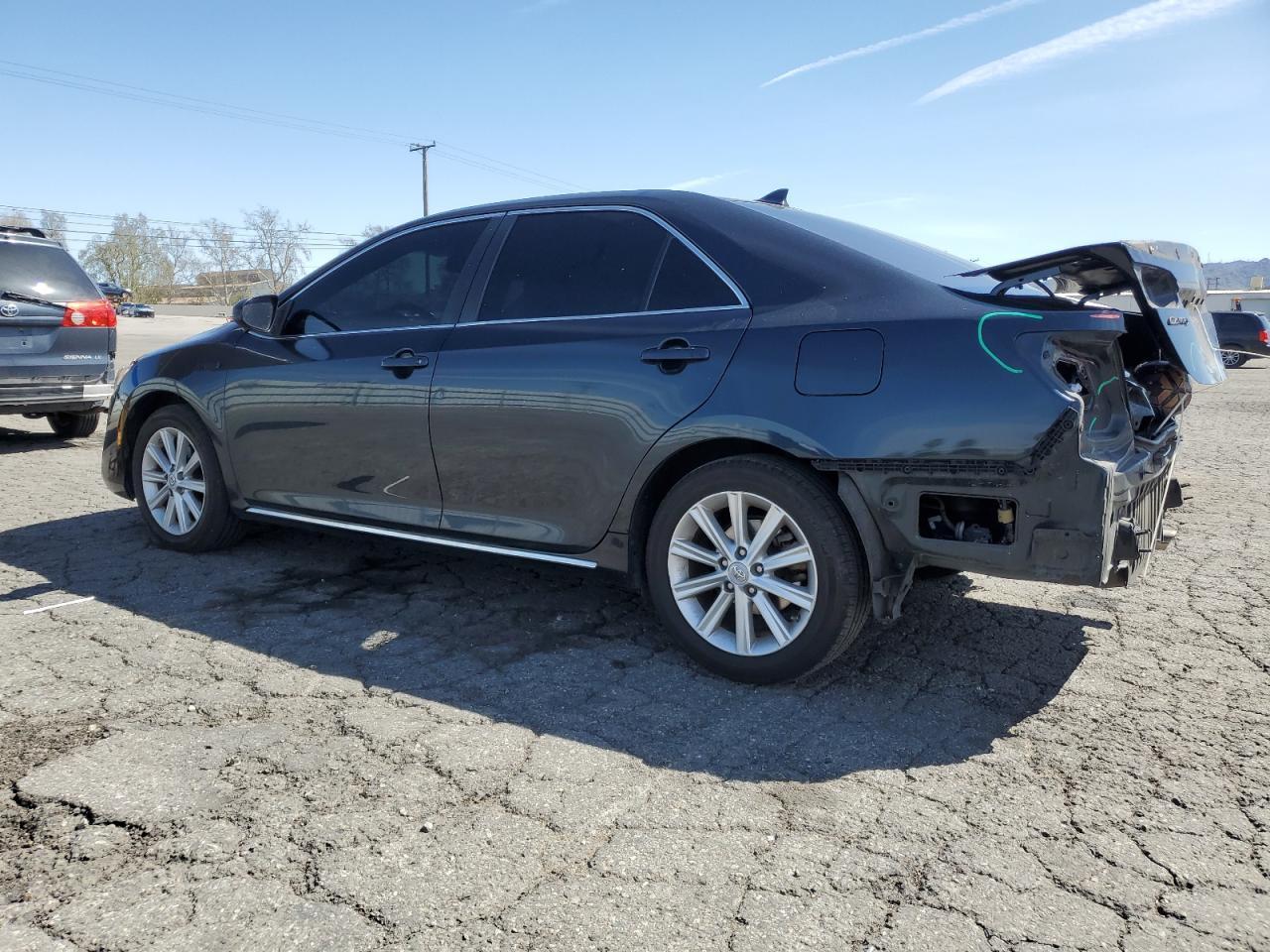 2012 TOYOTA CAMRY HYBR - Фото 2