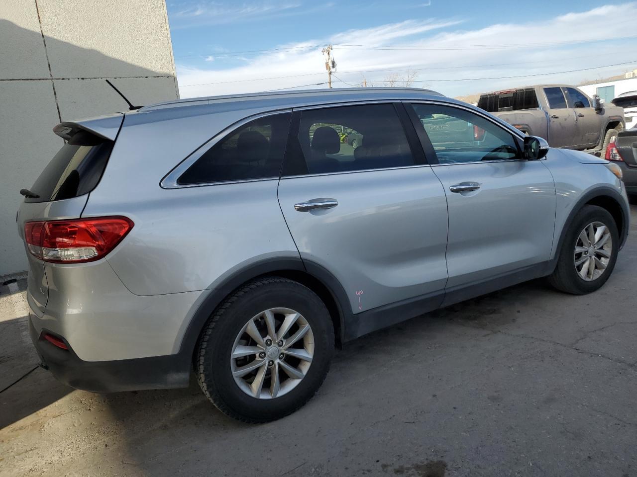 2017 KIA SORENTO LX - Фото 3