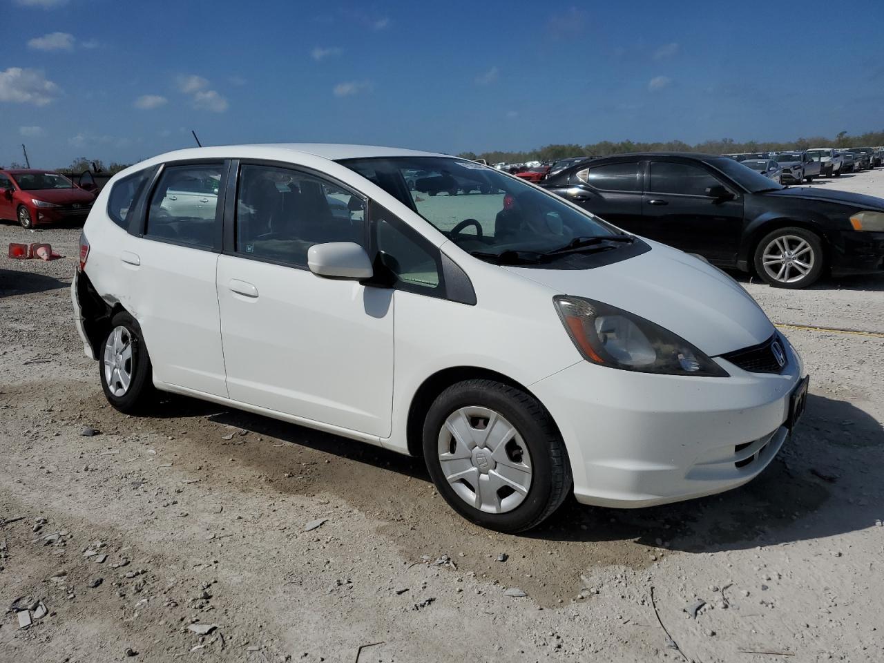2013 HONDA FIT - Image 4