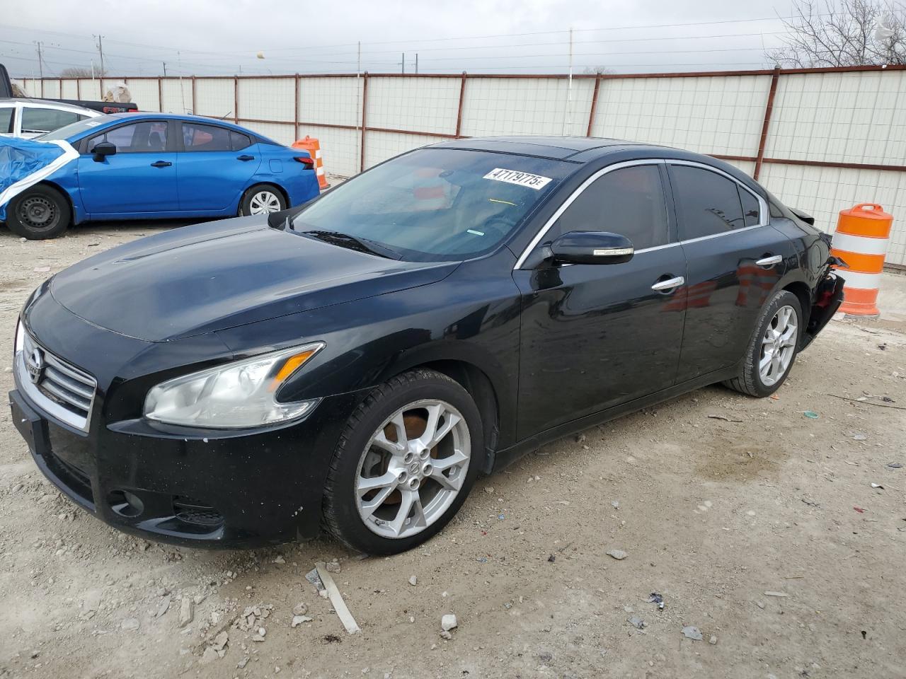 2014 NISSAN MAXIMA S