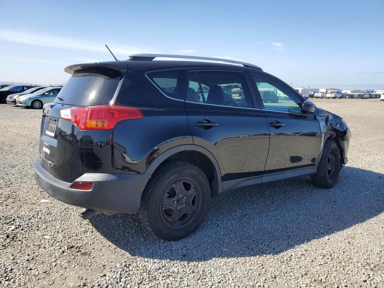 2015 TOYOTA RAV4 LE - Фото 3