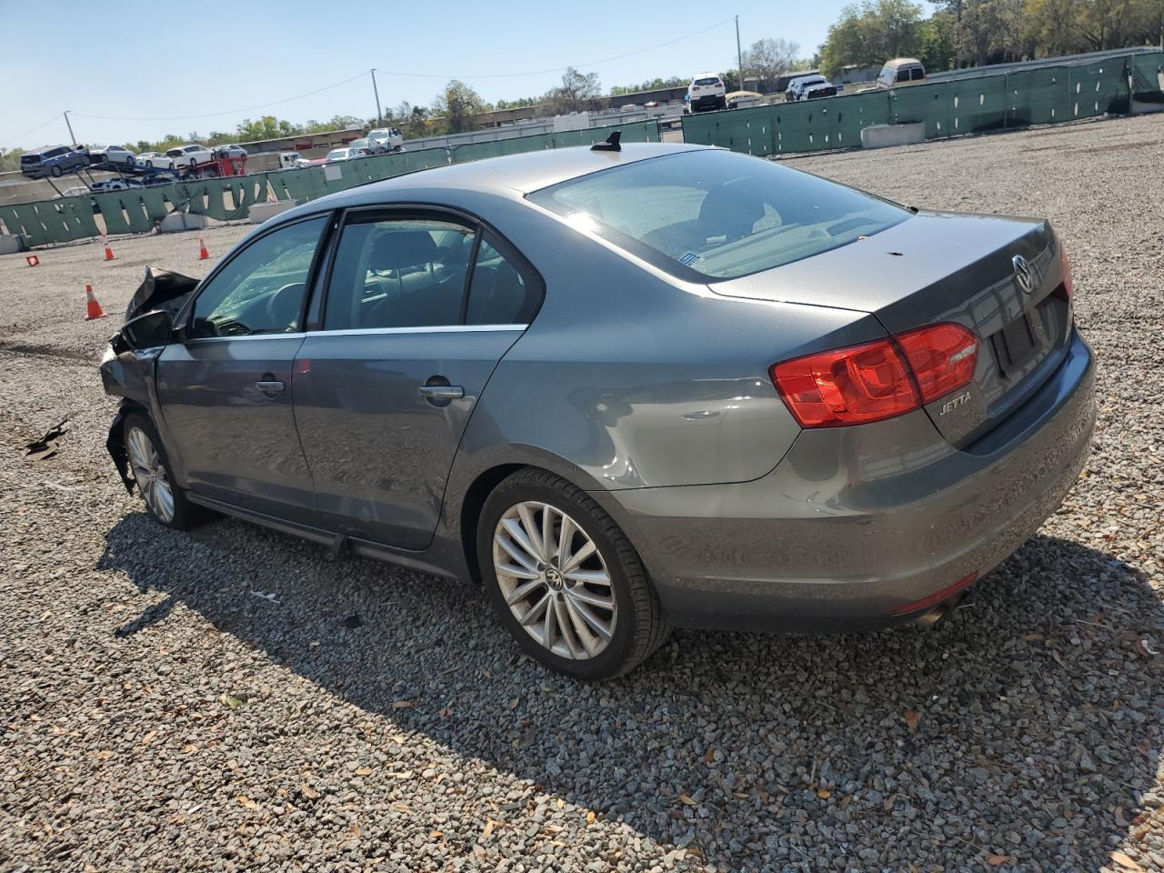2014 VOLKSWAGEN JETTA SEL - Фото 2