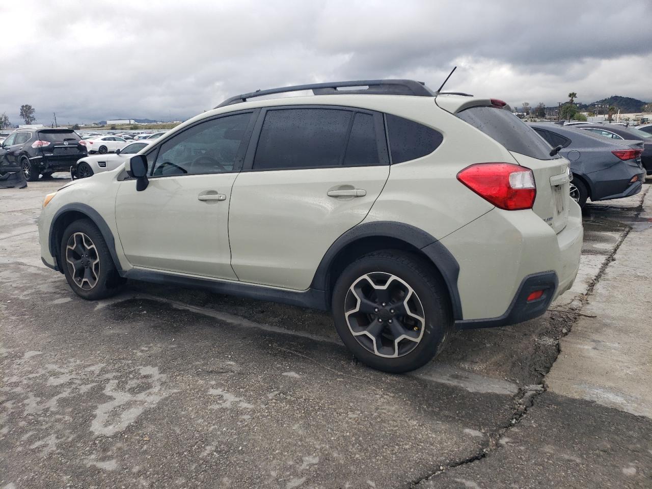 2014 SUBARU XV CROSSTR - Image 2