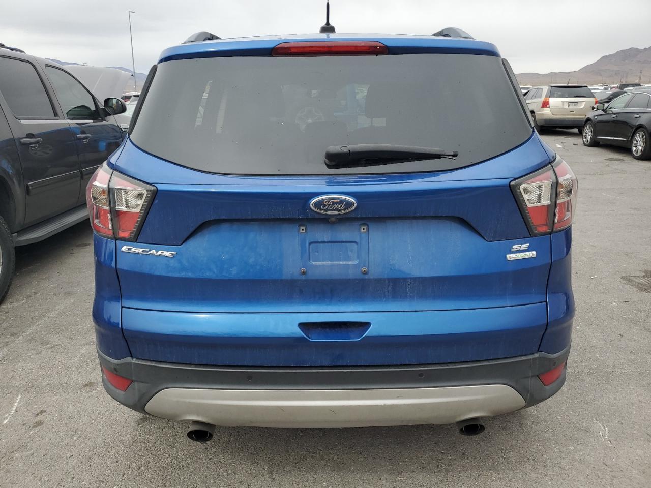 2017 FORD ESCAPE SE - Image 6