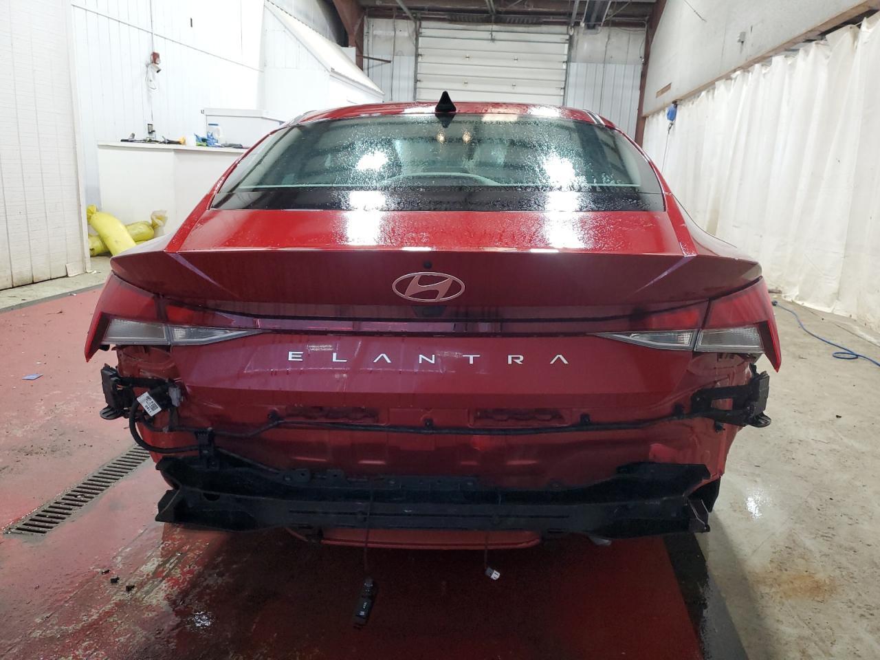 2024 HYUNDAI ELANTRA SE - Image 6