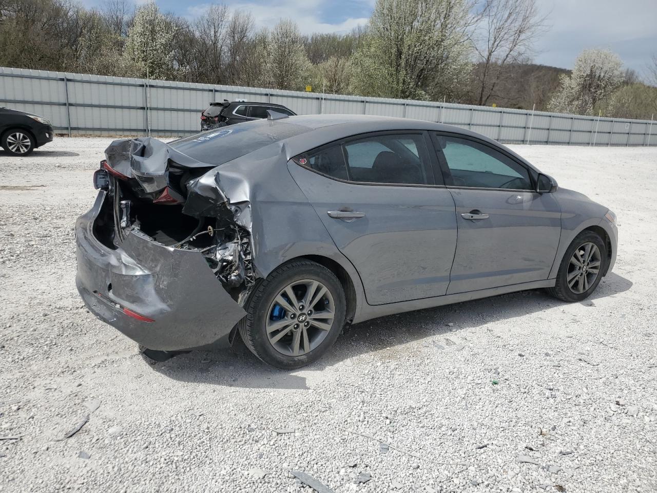 2018 HYUNDAI ELANTRA SE - Image 3