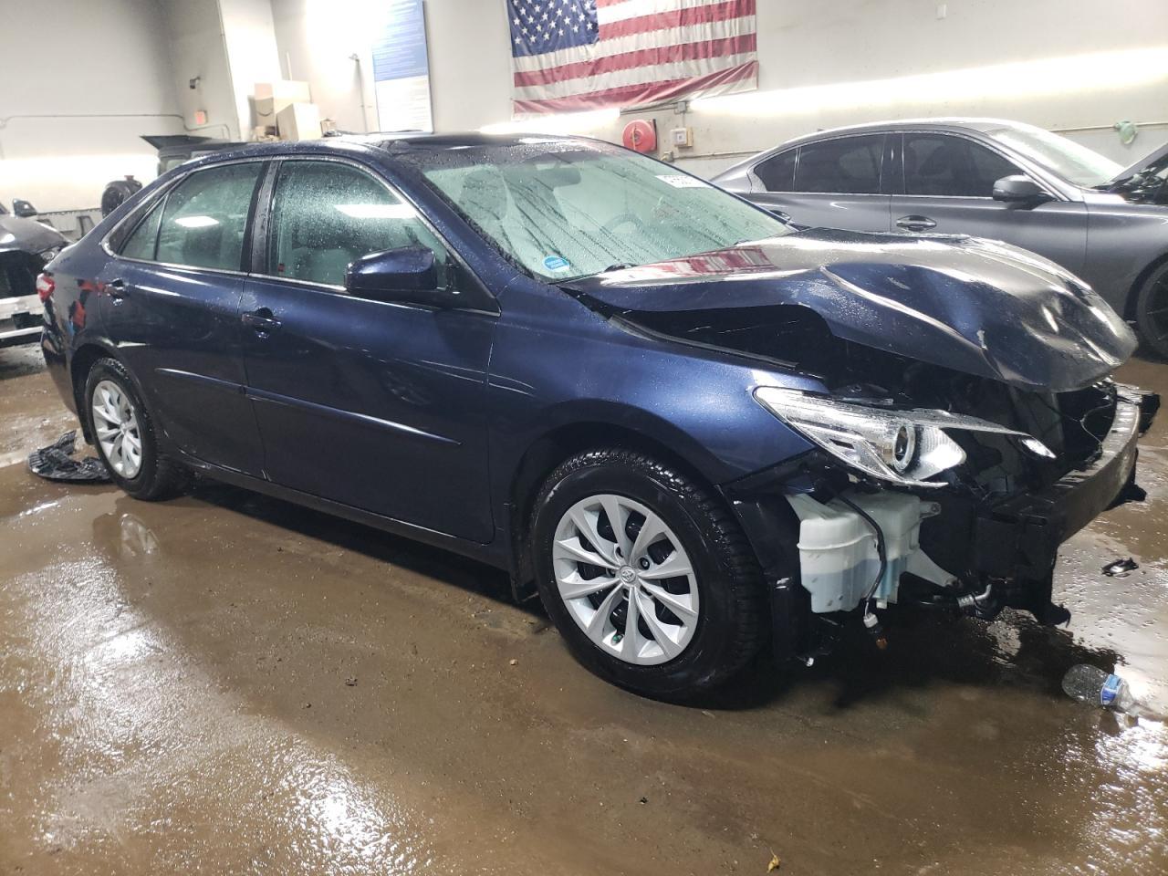 2015 TOYOTA CAMRY LE - Фото 4