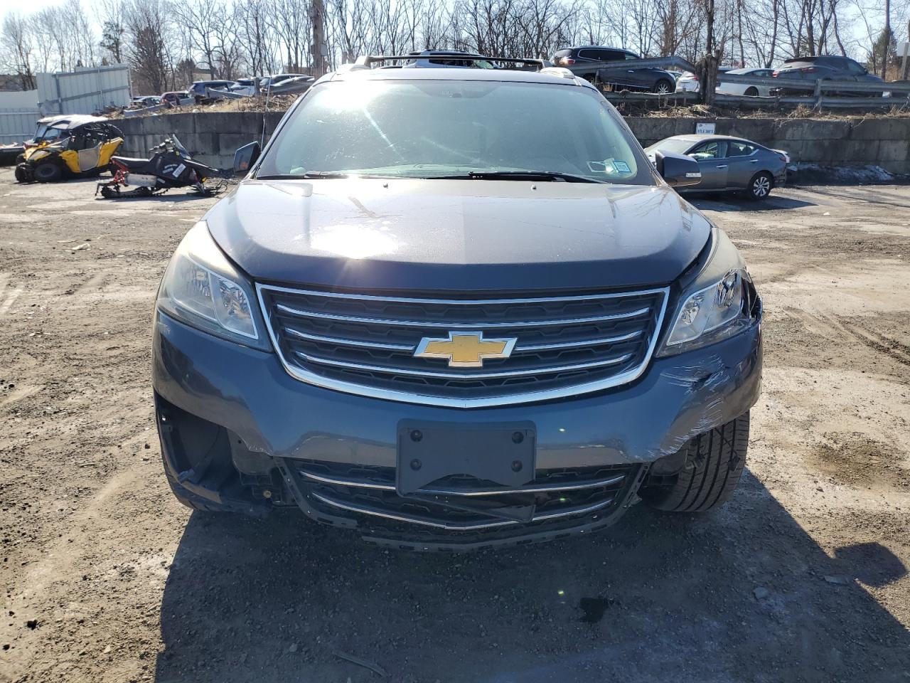 2014 CHEVROLET TRAVERSE L - Image 5