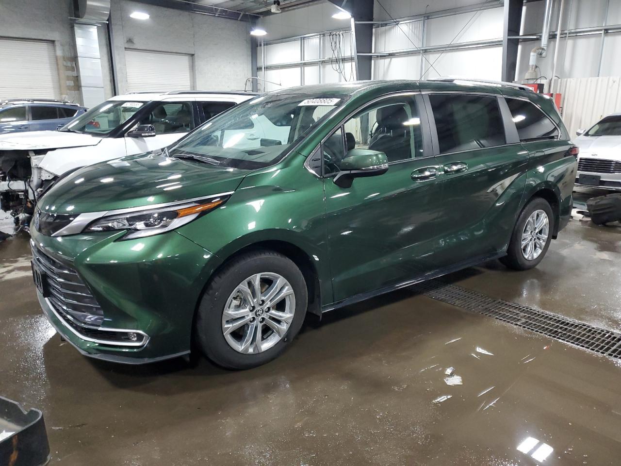 2023 TOYOTA SIENNA LIM