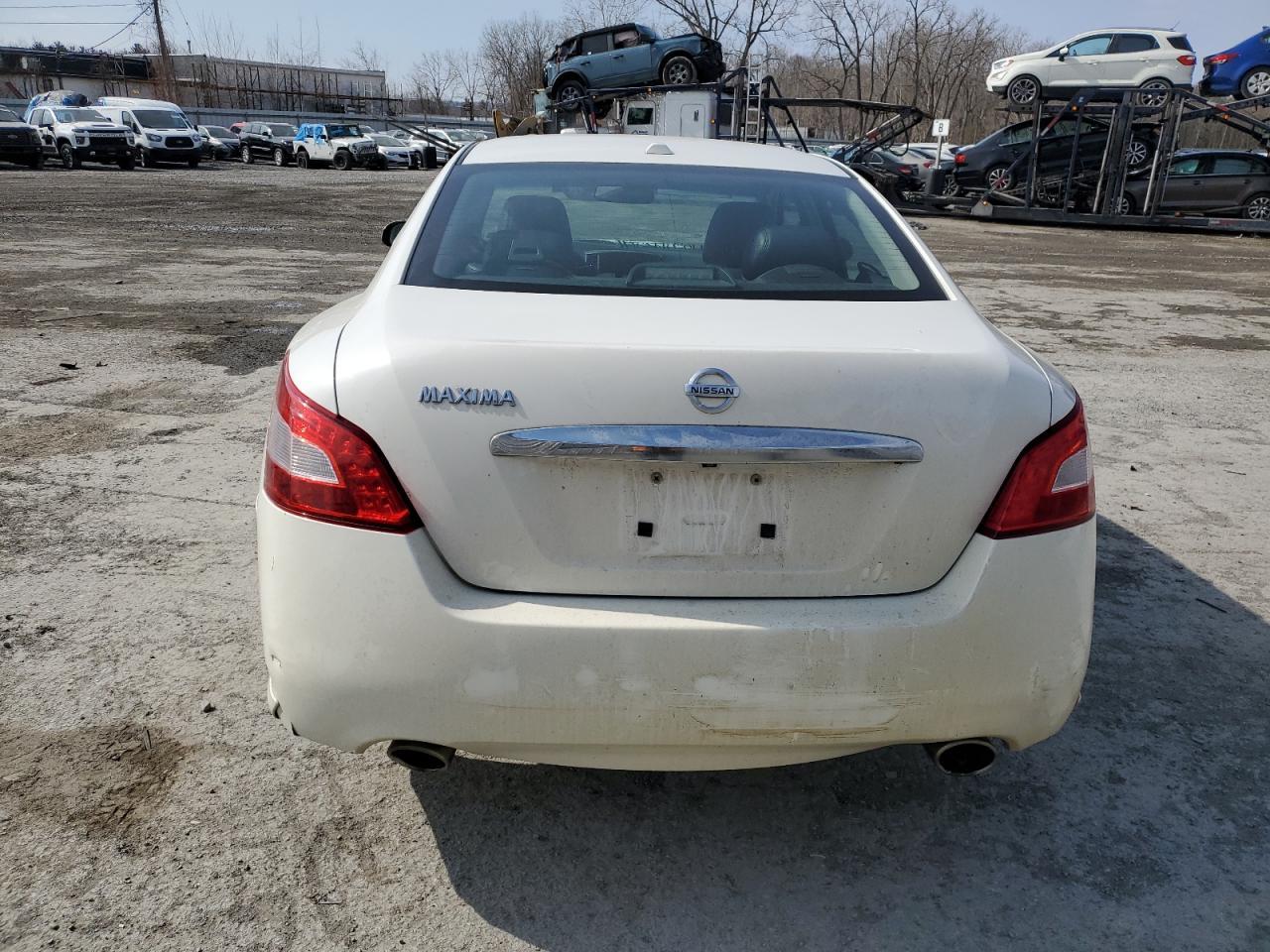 2011 NISSAN MAXIMA S - Фото 6