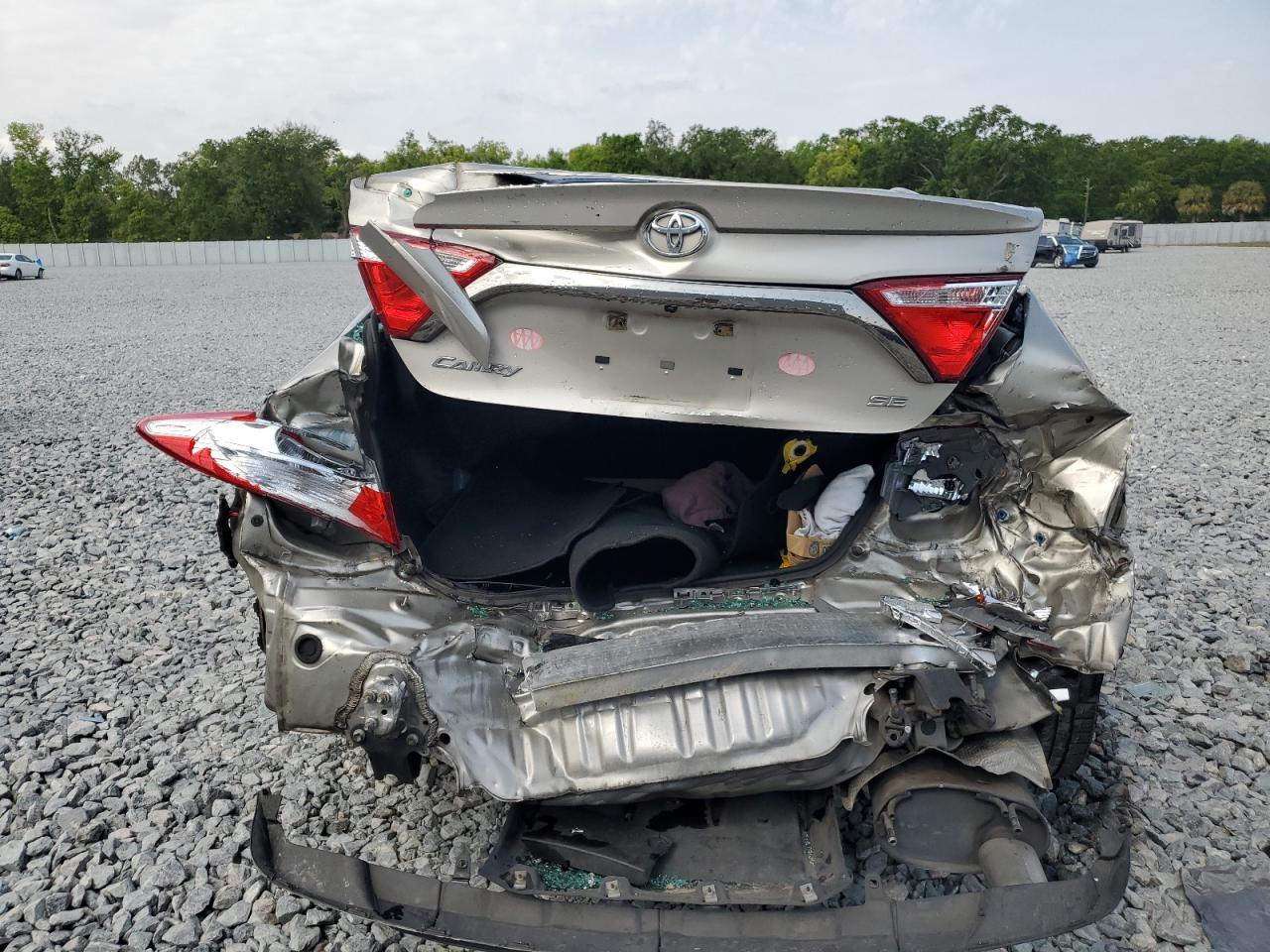 2016 TOYOTA CAMRY LE - Image 6