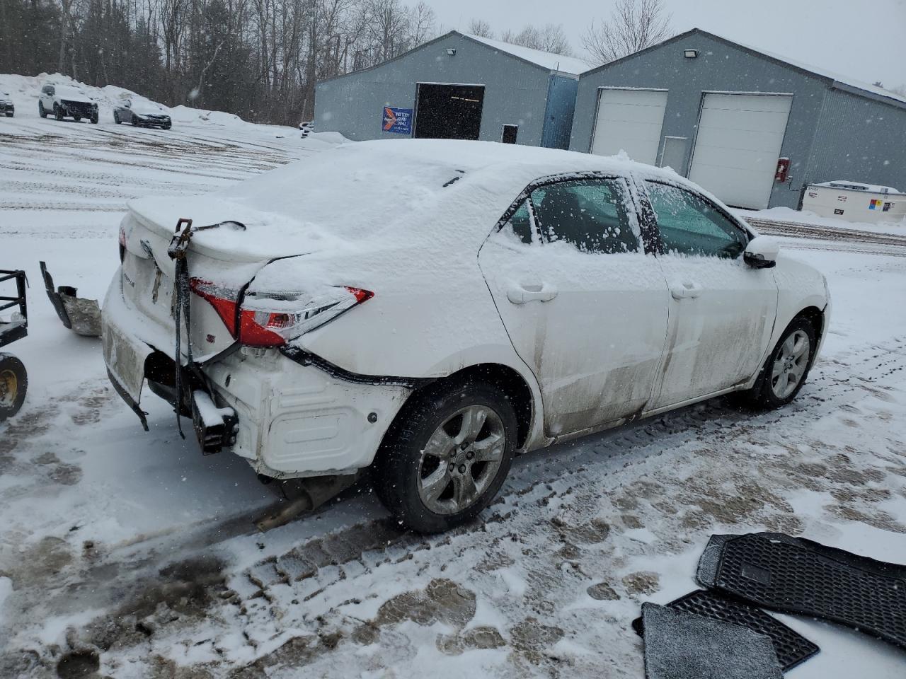 2016 TOYOTA COROLLA L - Фото 3