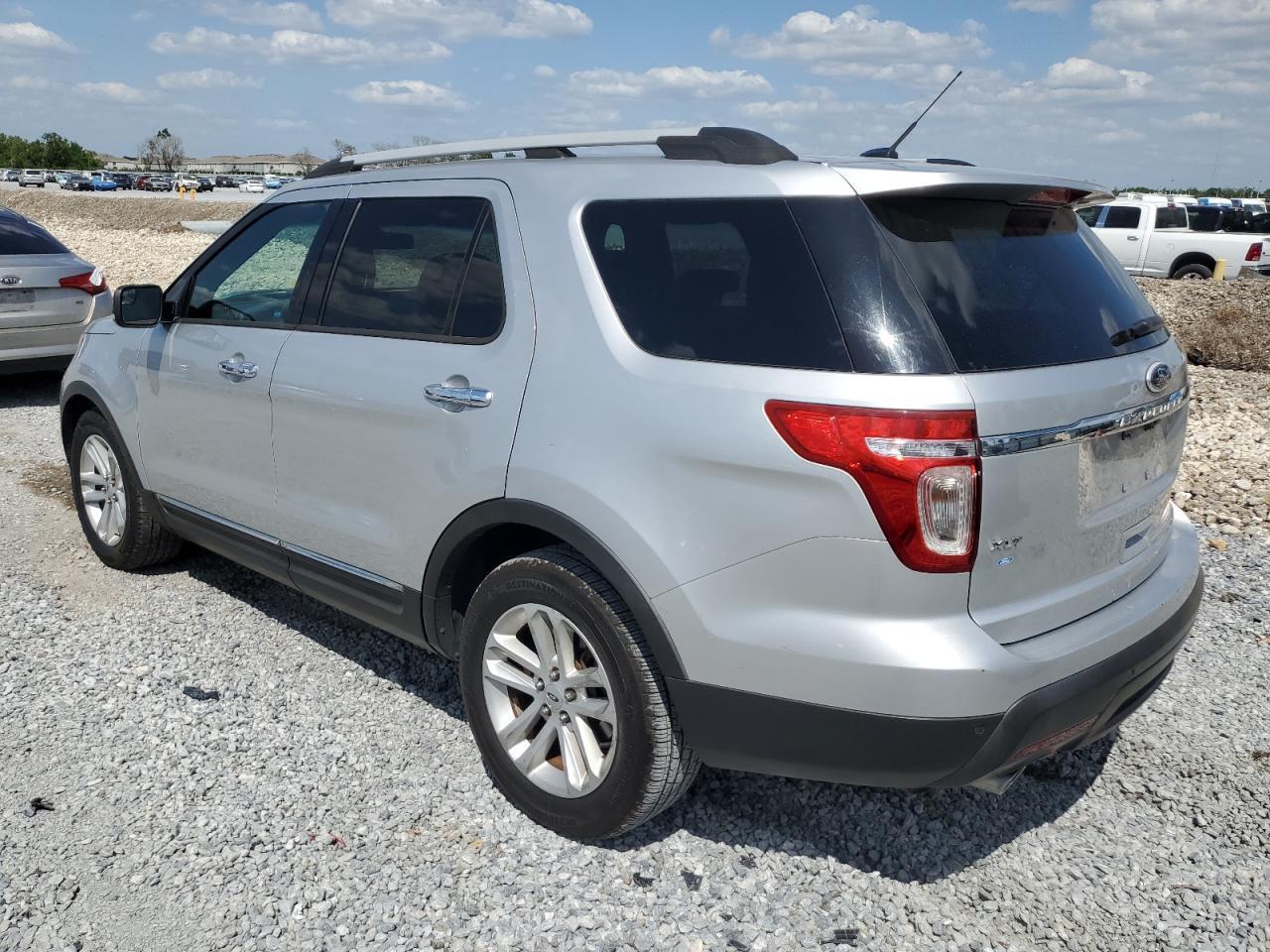2013 FORD EXPLORER X - Image 2