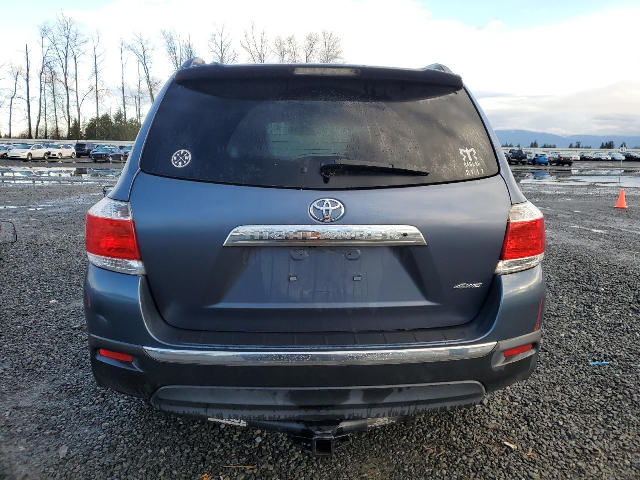 2012 TOYOTA HIGHLANDER - Image 6