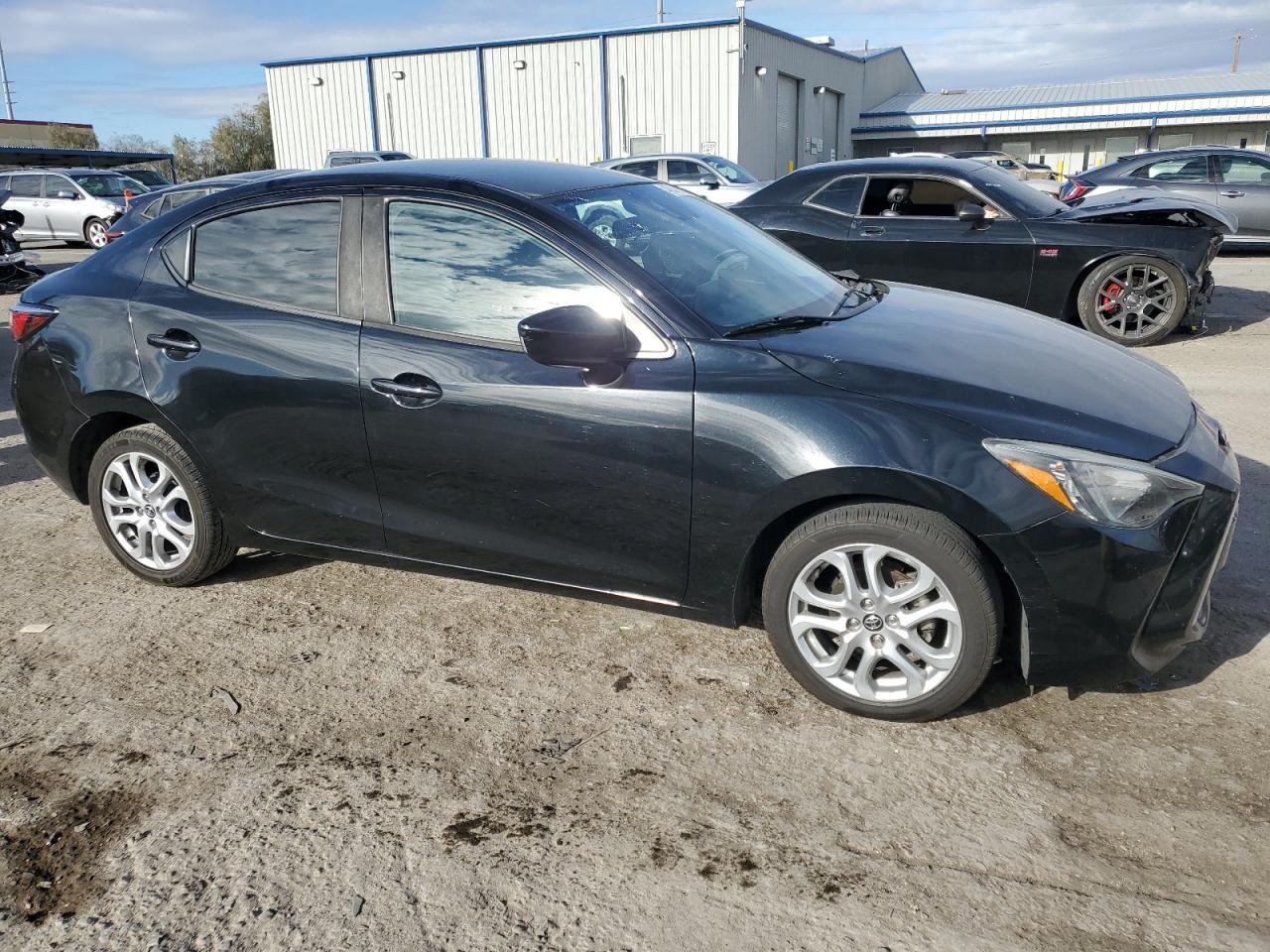 2017 TOYOTA YARIS IA - Фото 4