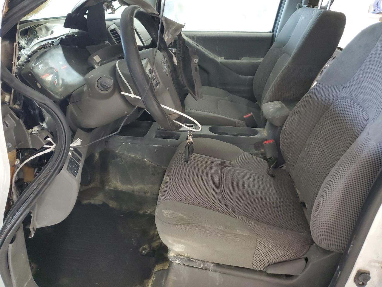 2019 NISSAN FRONTIER S - Фото 7