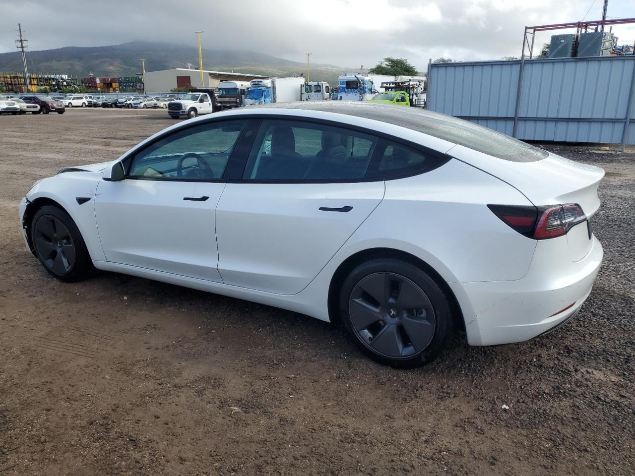 2023 TESLA MODEL 3 - Image 2