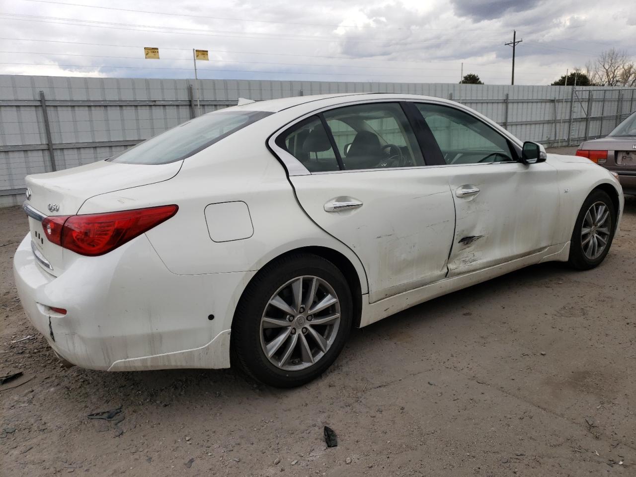 2015 INFINITI Q50 BASE - Фото 3