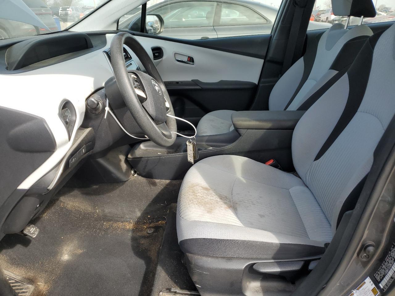 2016 TOYOTA PRIUS - Фото 7