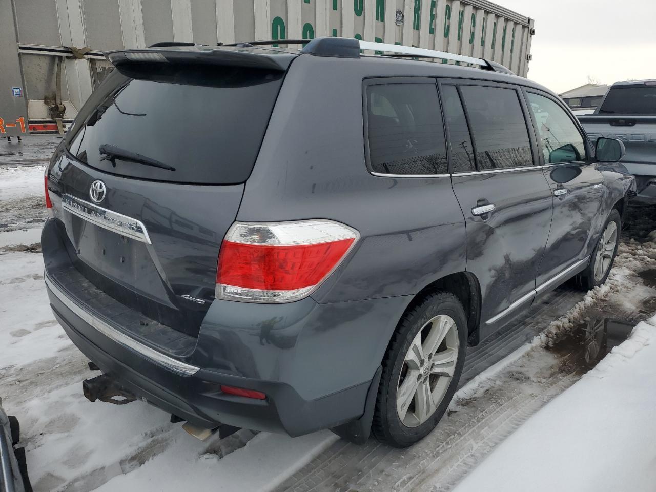 2012 TOYOTA HIGHLANDER - Фото 3