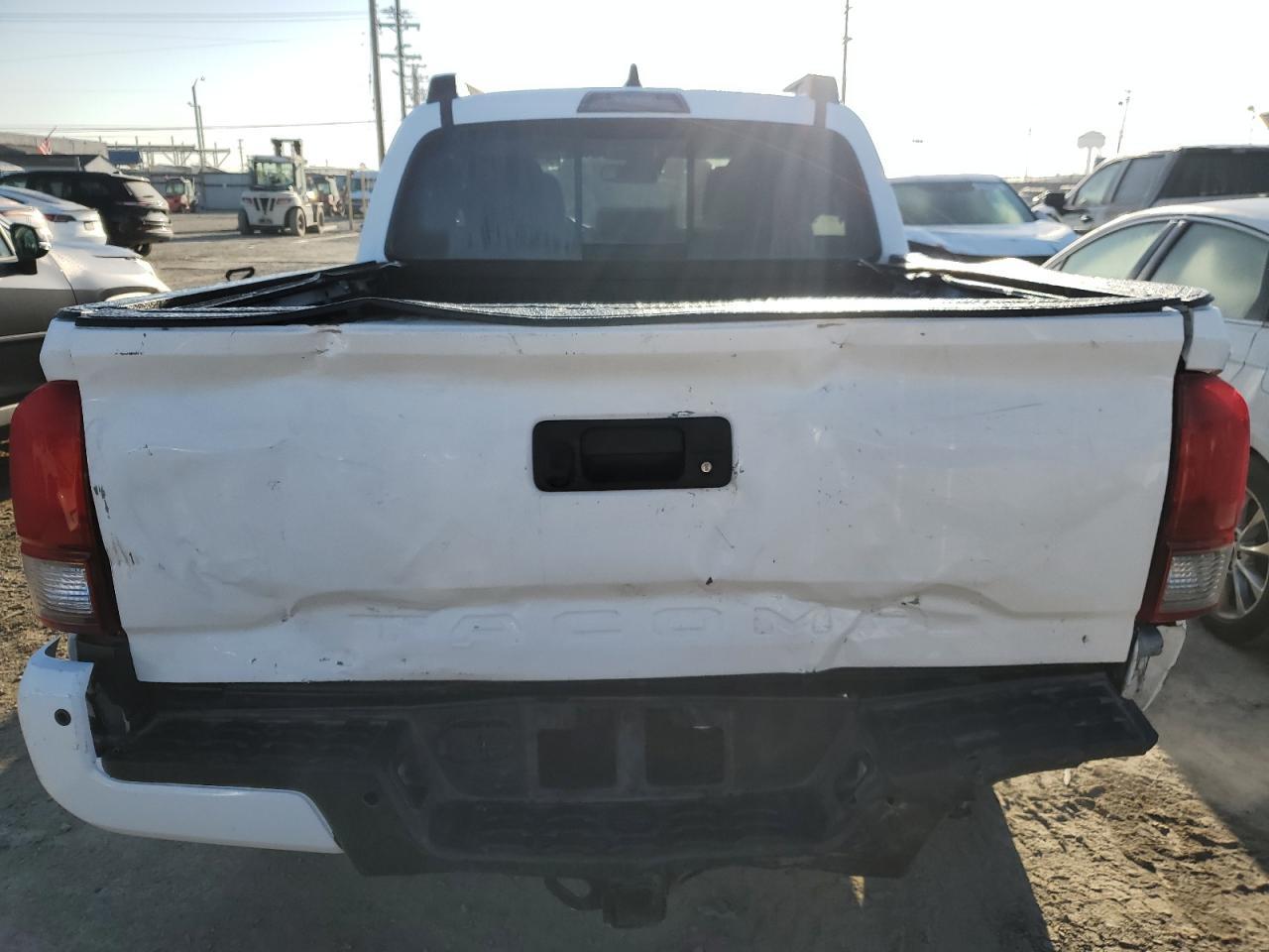 2023 TOYOTA TACOMA DOU - Фото 6