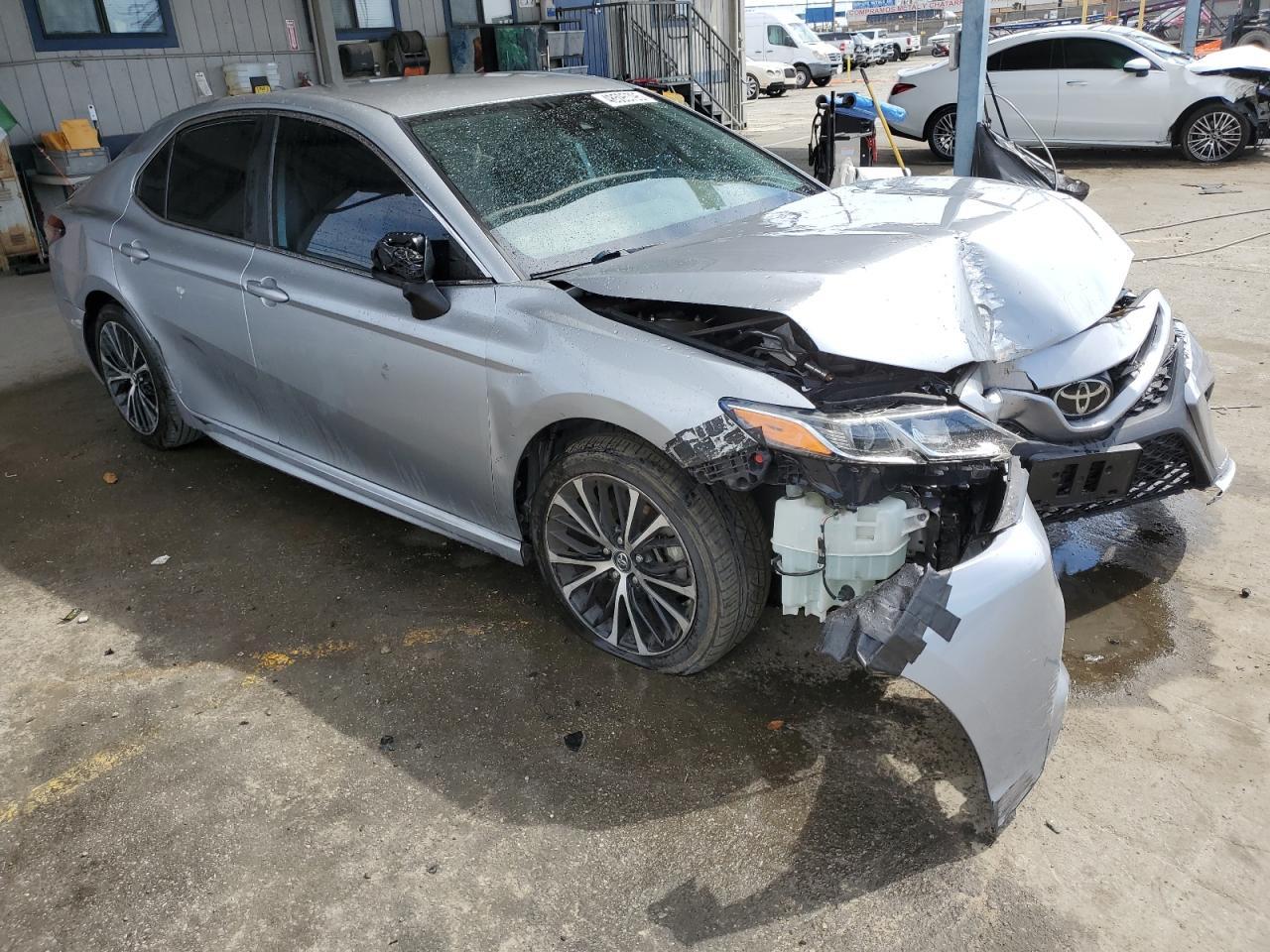 2019 TOYOTA CAMRY L - Image 4