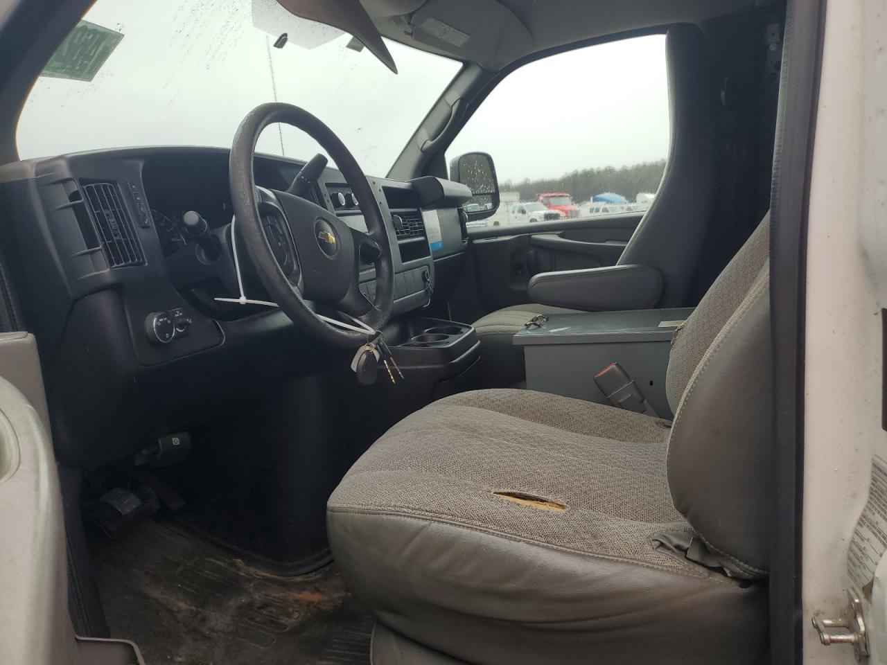 2012 CHEVROLET EXPRESS G2 - Фото 7