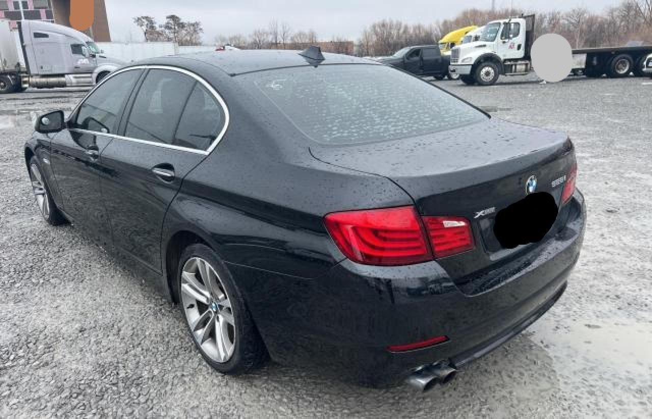 2013 BMW 528 XI - Image 3
