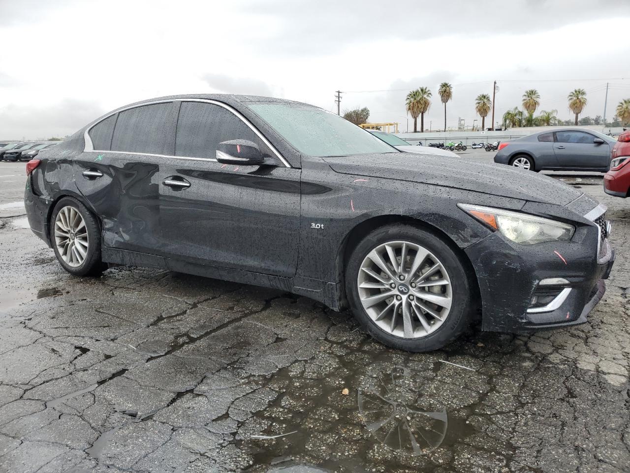 2018 INFINITI Q50 LUXE - Фото 4