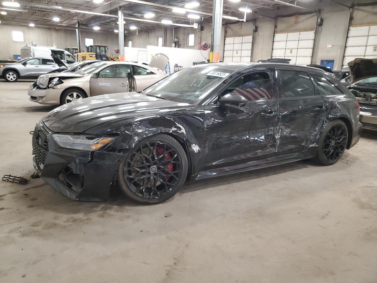 2021 AUDI RS6
