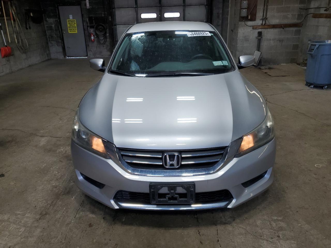 2014 HONDA ACCORD LX - Image 5