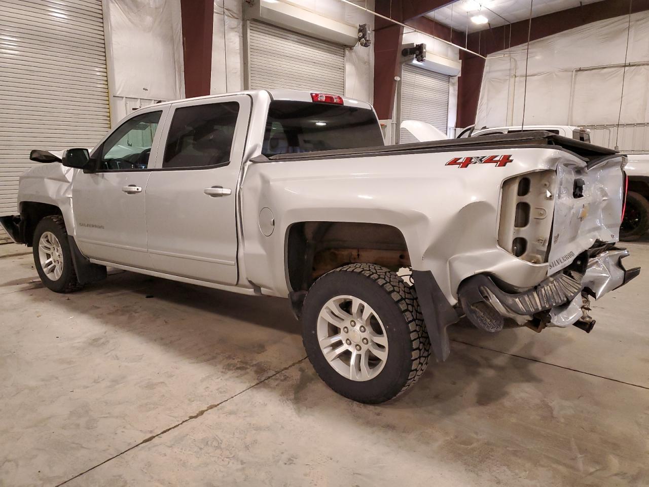 2018 CHEVROLET SILVERADO - Фото 2
