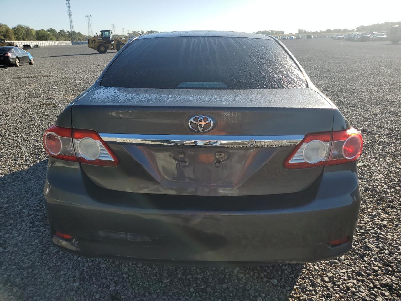 2013 TOYOTA COROLLA BA - Image 6