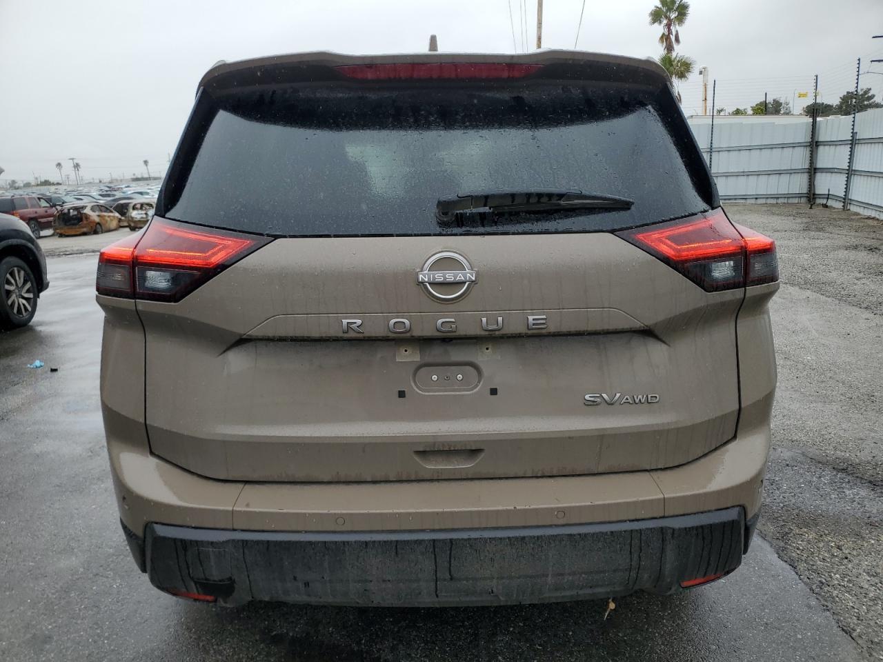 2024 NISSAN ROGUE SV - Image 6