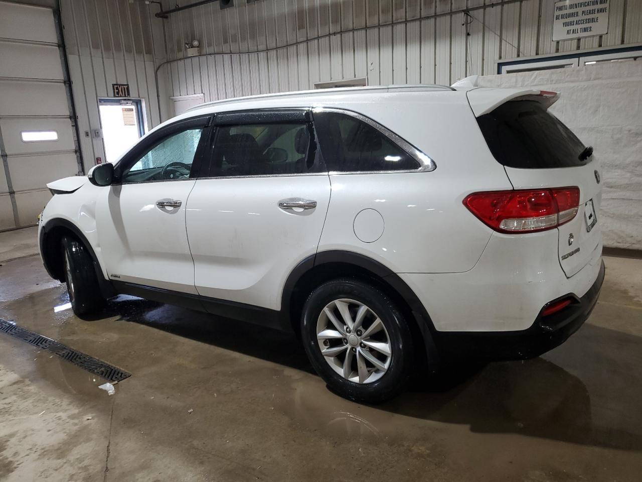 2016 KIA SORENTO LX - Image 2