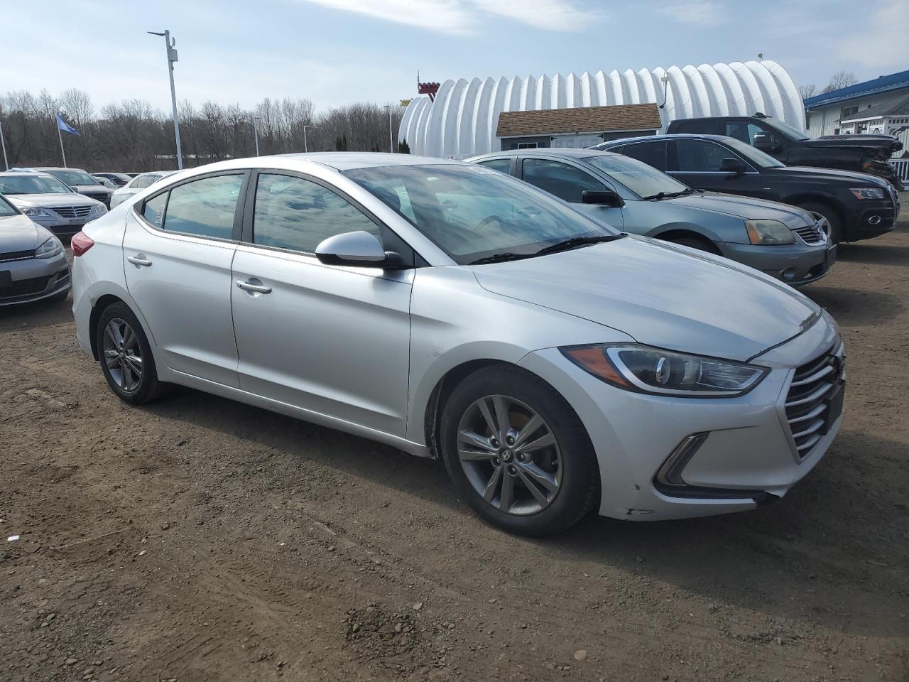 2017 HYUNDAI ELANTRA SE - Фото 4