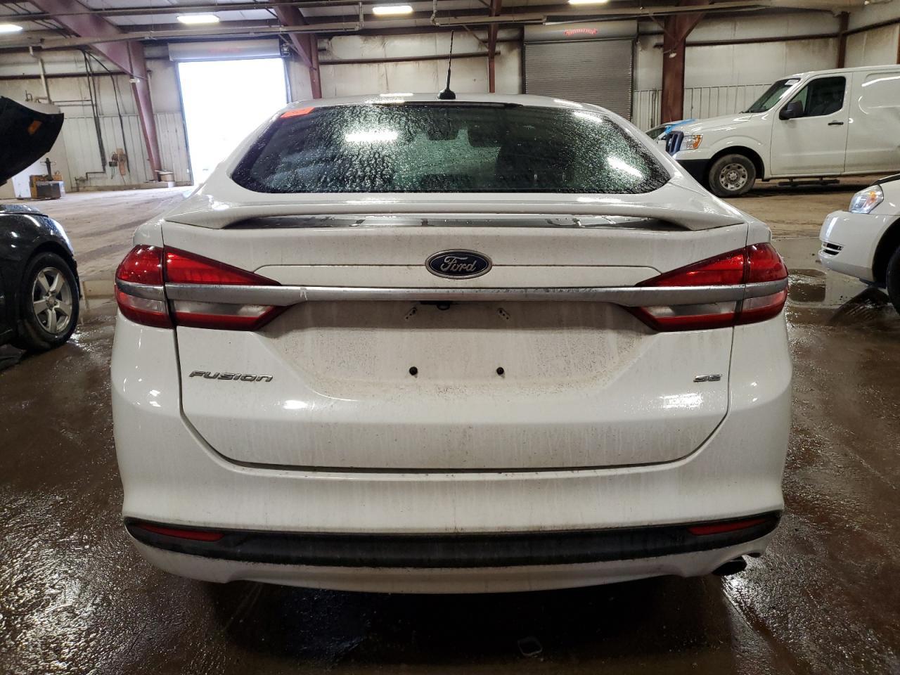 2017 FORD FUSION SE - Фото 6