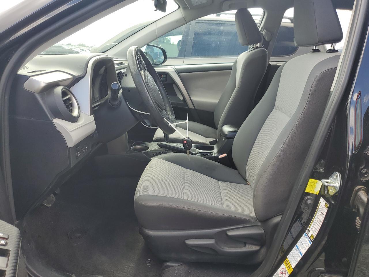 2015 TOYOTA RAV4 LE - Фото 7