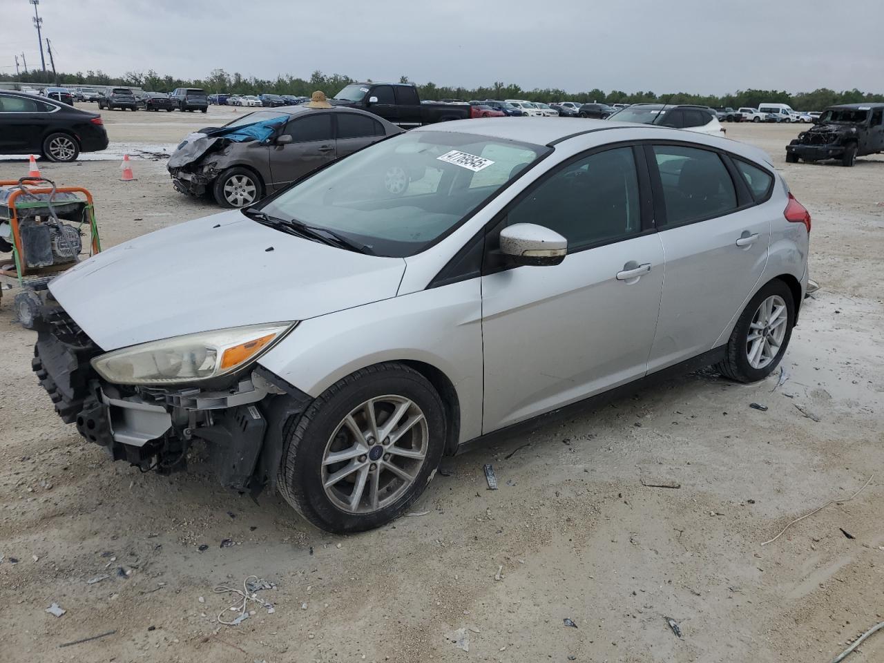 2016 FORD FOCUS SE