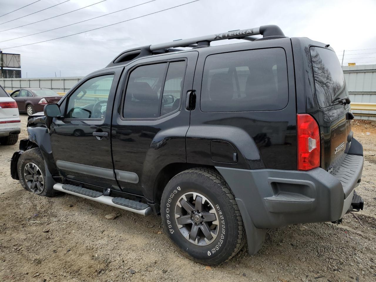 2014 NISSAN XTERRA X - Image 2